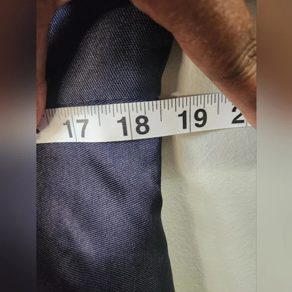 Buenos Ninos Beautiful Sleeveless Dress Dark Blue w Bold Red Floral Pattern - Picture 9 of 10